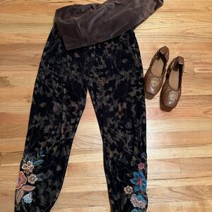Johnny Was Embroidered Sweat Pants